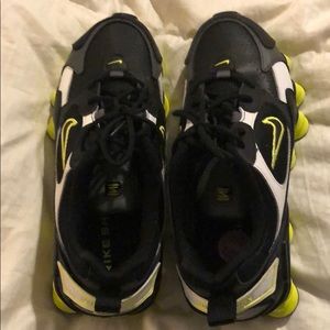 Nike shox size 6 1/2